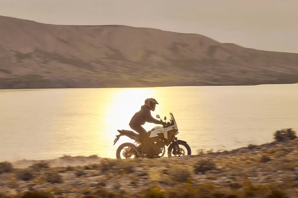 Honda NX 500 2026: Sua Porta de Entrada para a Aventura Urbana Chega à Honda Levesa!