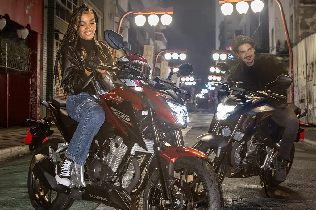 Honda CB 300F Twister: A Naked de 4 Tempos Que Redefine Performance, Estilo e Versatilidade na Levesa!